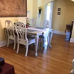 Acacia Bed & Breakfast