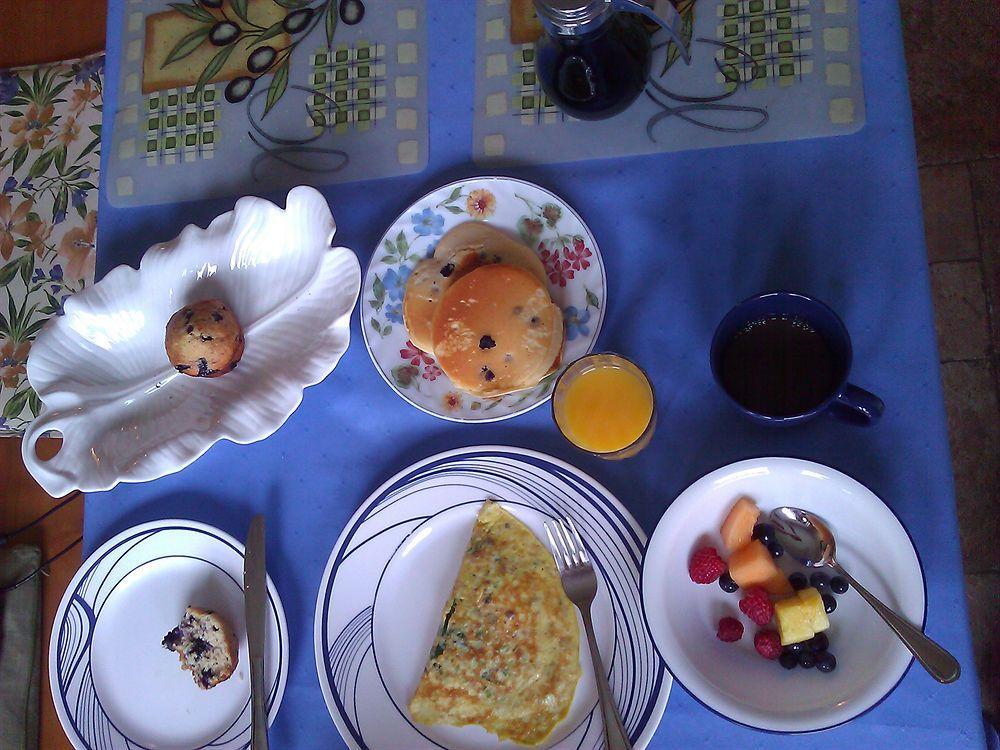 Acacia Bed & Breakfast Bed & Breakfast