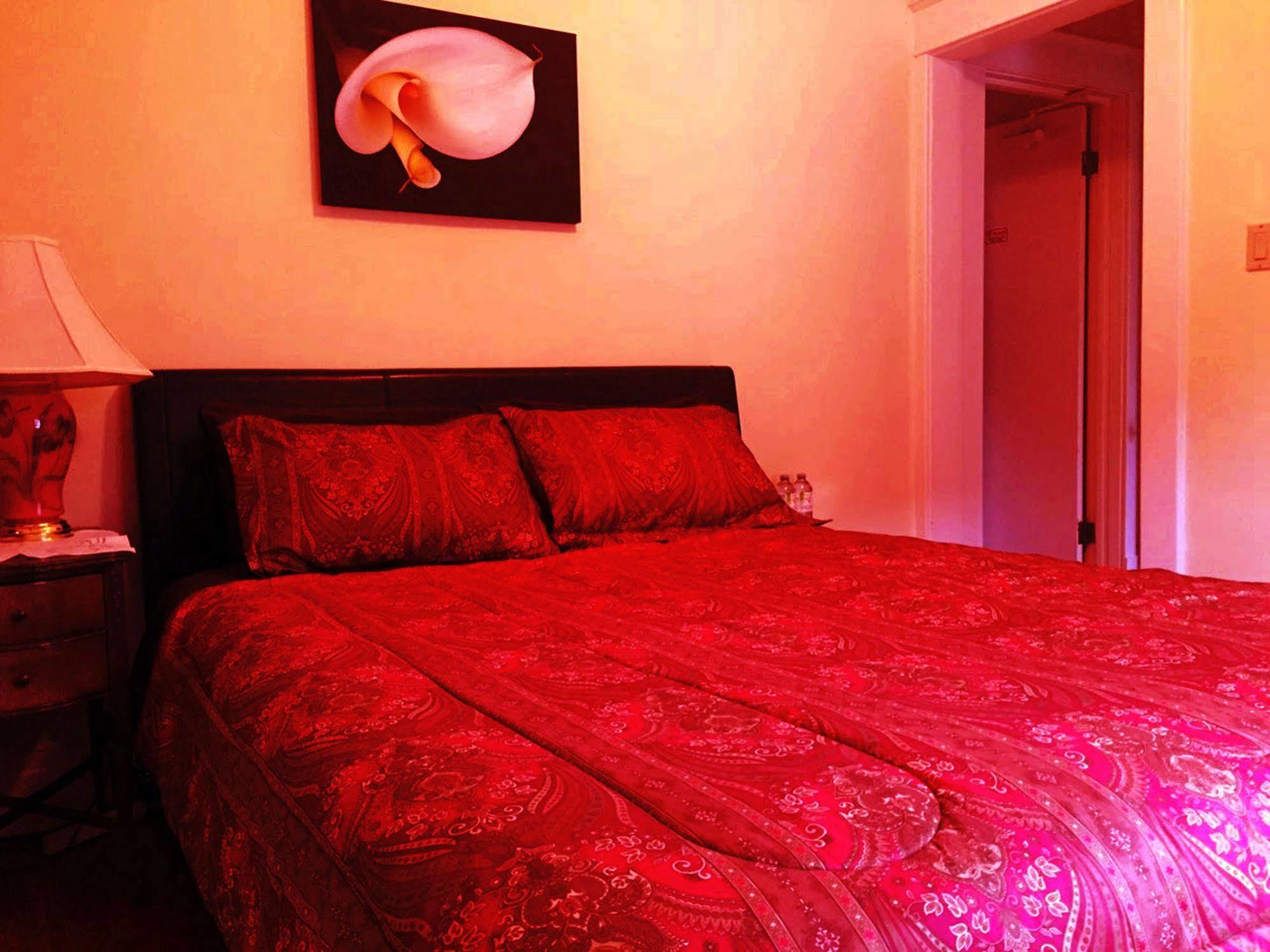 Bed & Breakfast Acacia Bed & Breakfast Niagara Falls